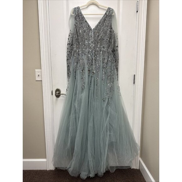 Mac Duggal Size 16 Blue  EMBELLISHED V NECK LONG SLEEVE Formal GOWN Dress New - Picture 8 of 12